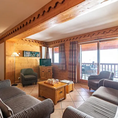 Apartment Ecrin Des Neiges - Val Claret-3 By Interhome