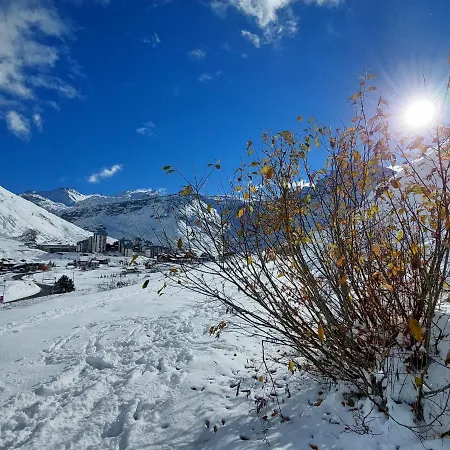 Ecrin Des Neiges - Val Claret-3 By Interhome *